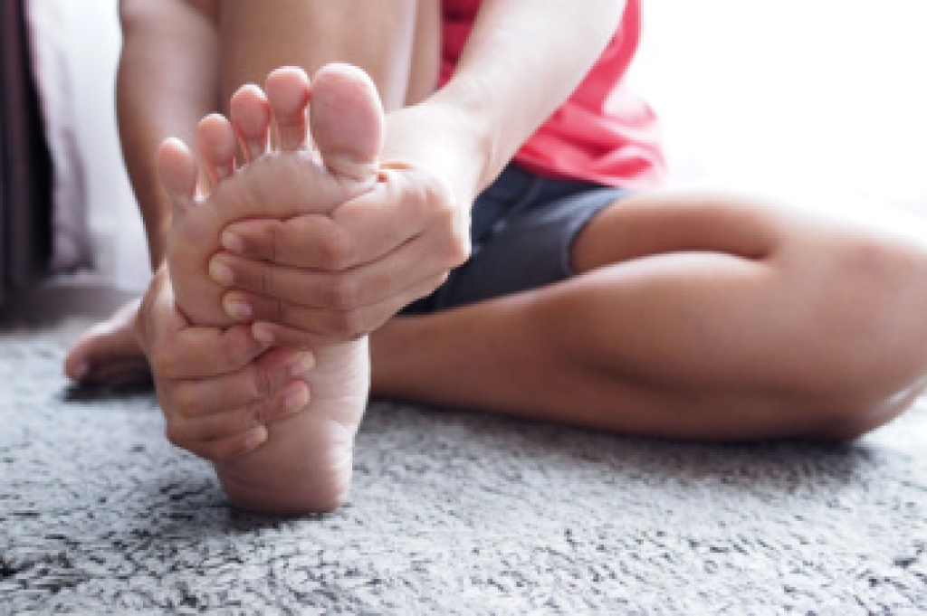 Understanding Two Common Types of Arthritis in the Feet
